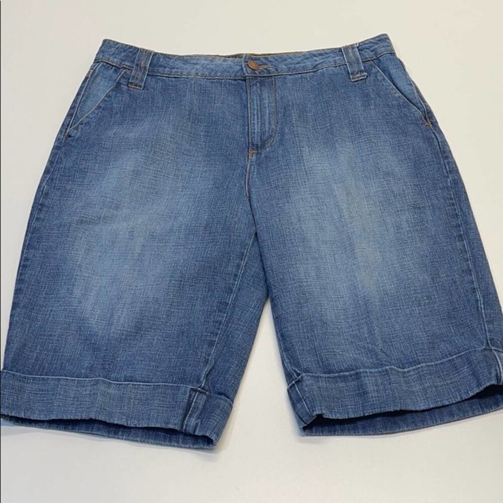 A.N.A. Womens 8 Blue Jean Bermuda Shorts